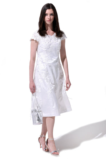 Mi-Mollet Length Embroidery Lace Dress