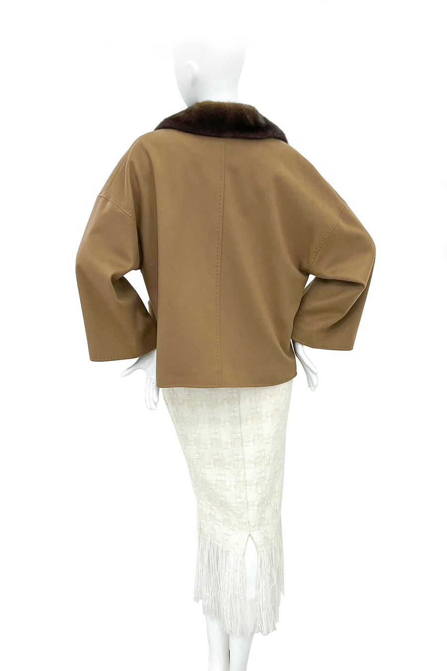 Short jacket in virgin wool with mink